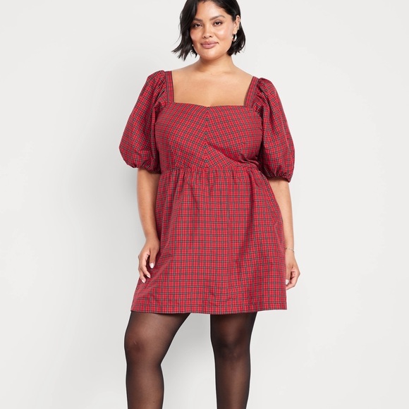 Old Navy Dresses & Skirts - Old Navy Red Plaid Fit Flair Puff Sleeve Dress